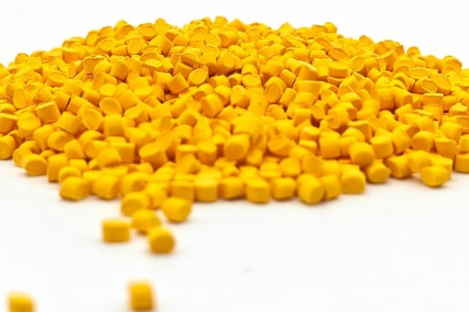 yellow masterbatch